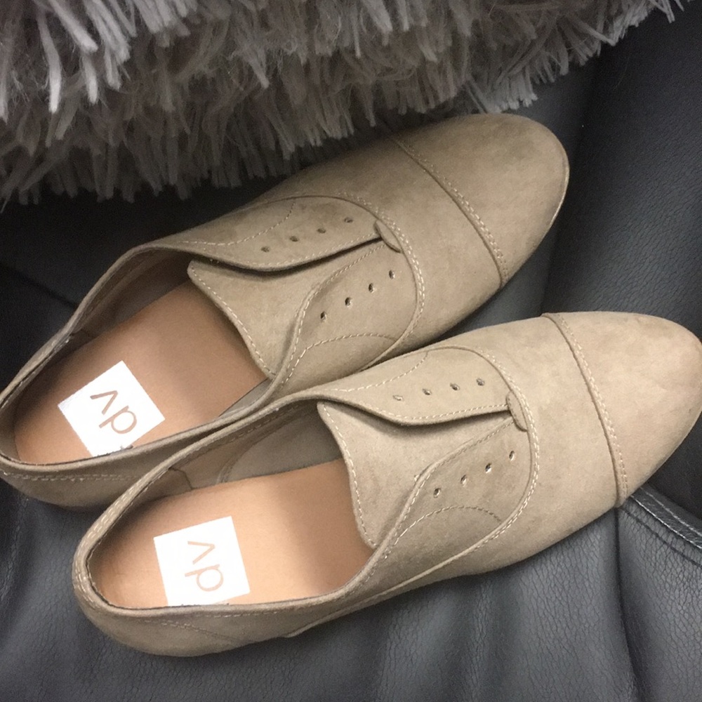 NWOT loafers